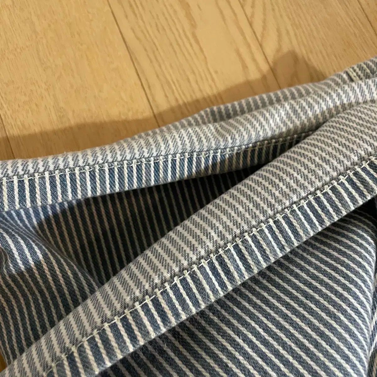 タイムセールも有。 Urbanic 30 ヒッコリー デニム パンツ S サイズ 【高級品】