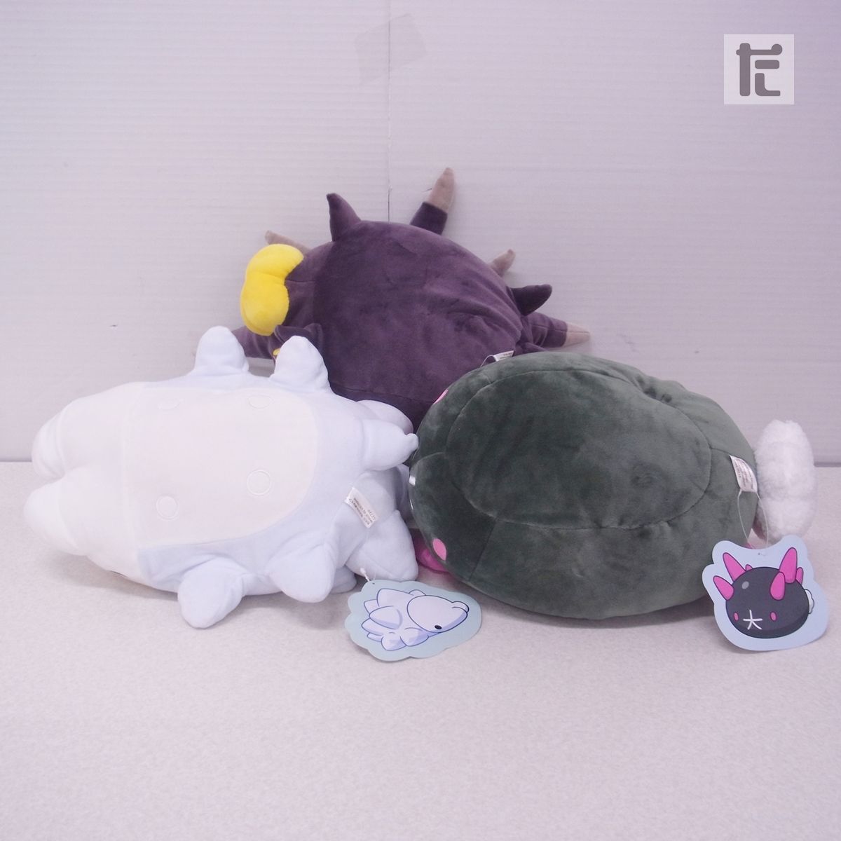 ポケモンセンター もっちりぬいぐるみ ユキハミ/バチンウニ