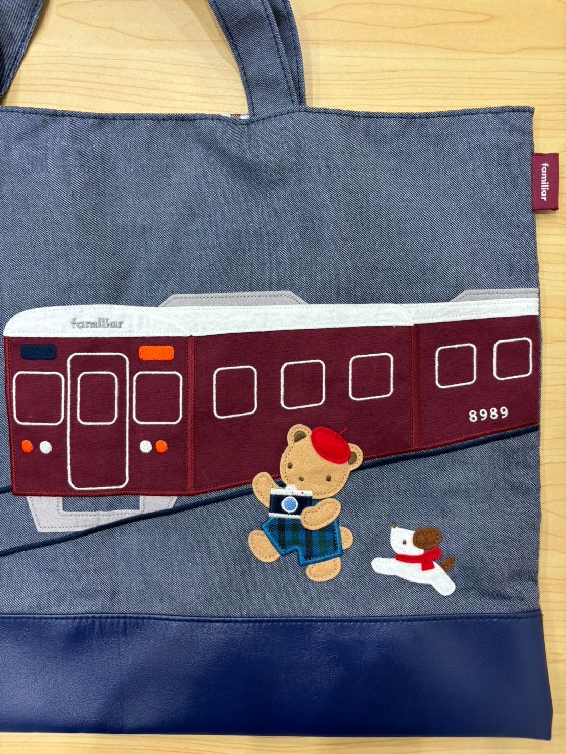 ファミリアfamiliar阪急電車コラボ デニムトートバック