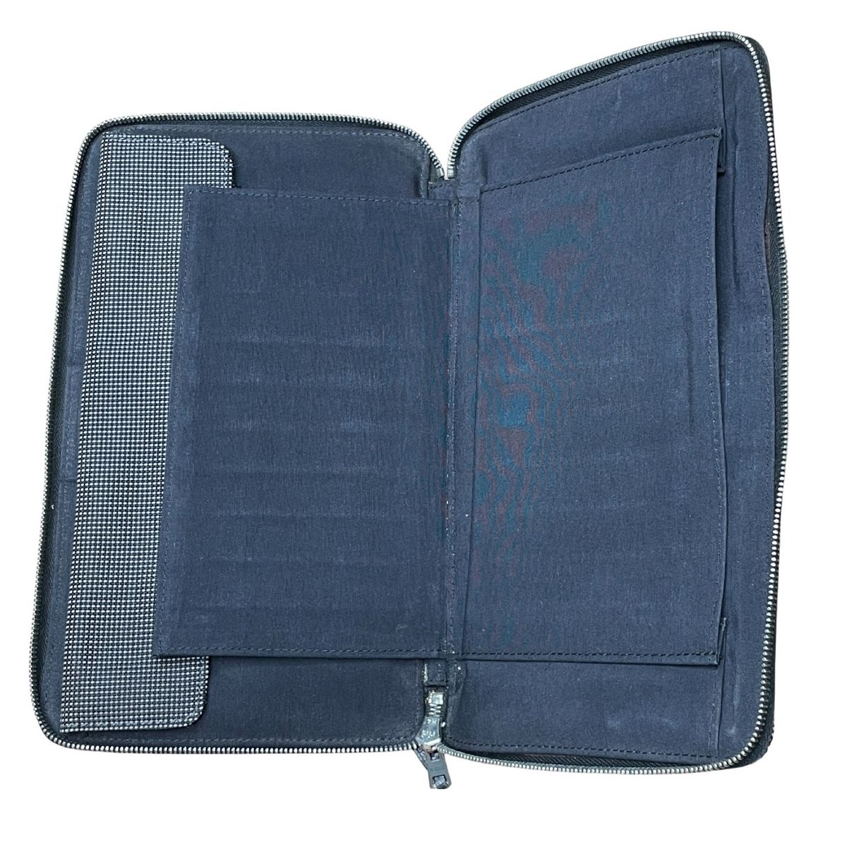 トラベルケース