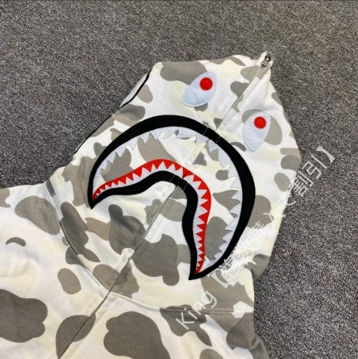 【大人気】A BATHING APE アベイシングエイプ 長袖 Sharkシャークパーカー 新品 男女兼用