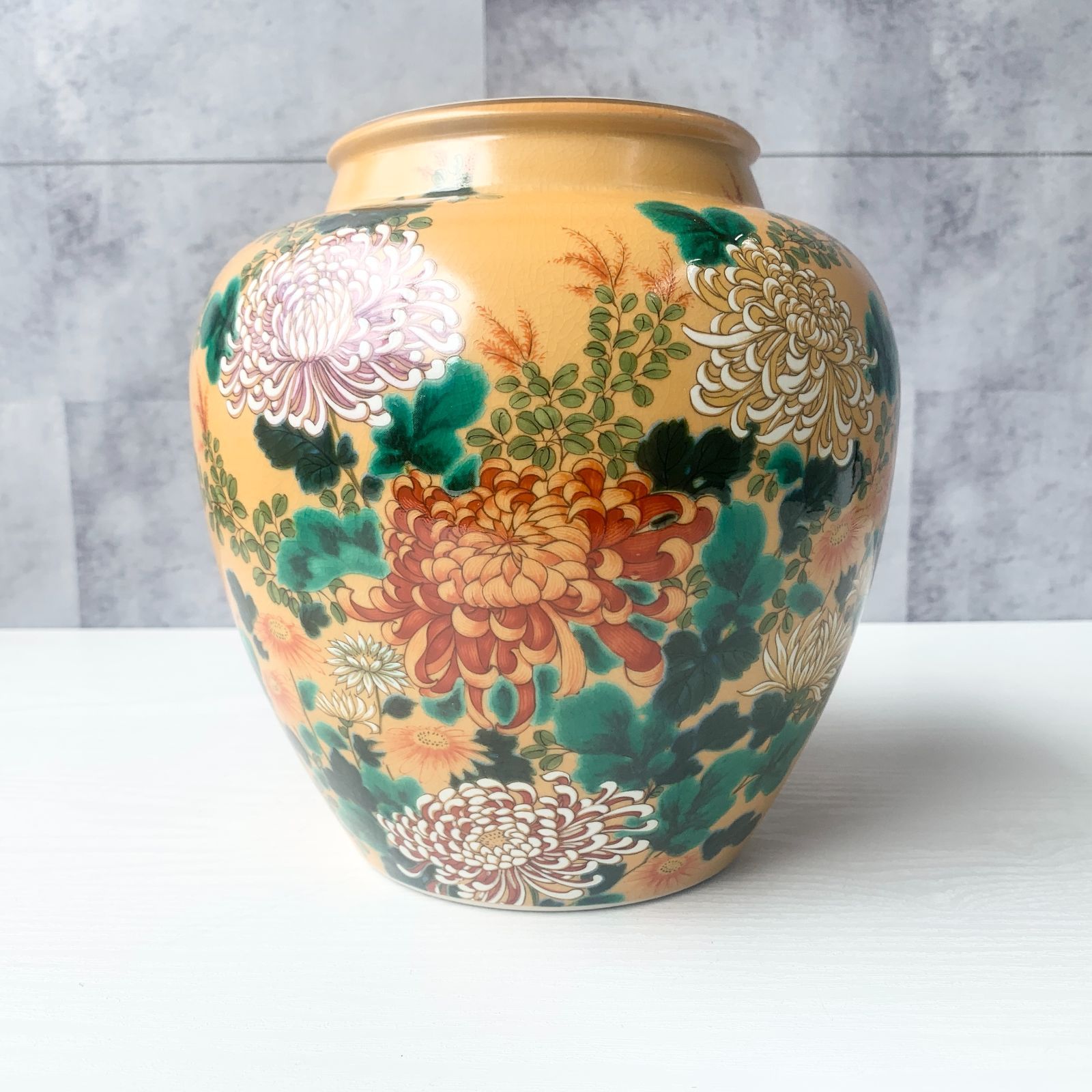 Yahoo!オークション - 九谷焼 幸洋 花瓶 壺花 色絵 金彩 花器