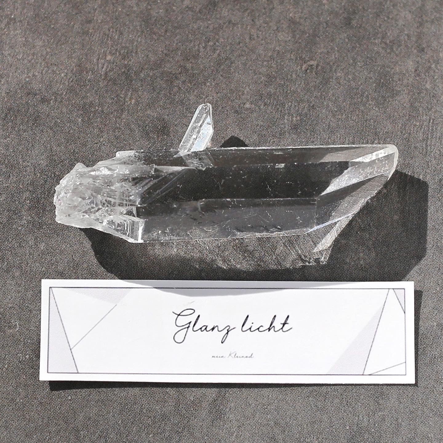 クォーツインクォーツ（貫入水晶）18ルース・カボション（20×14mm）