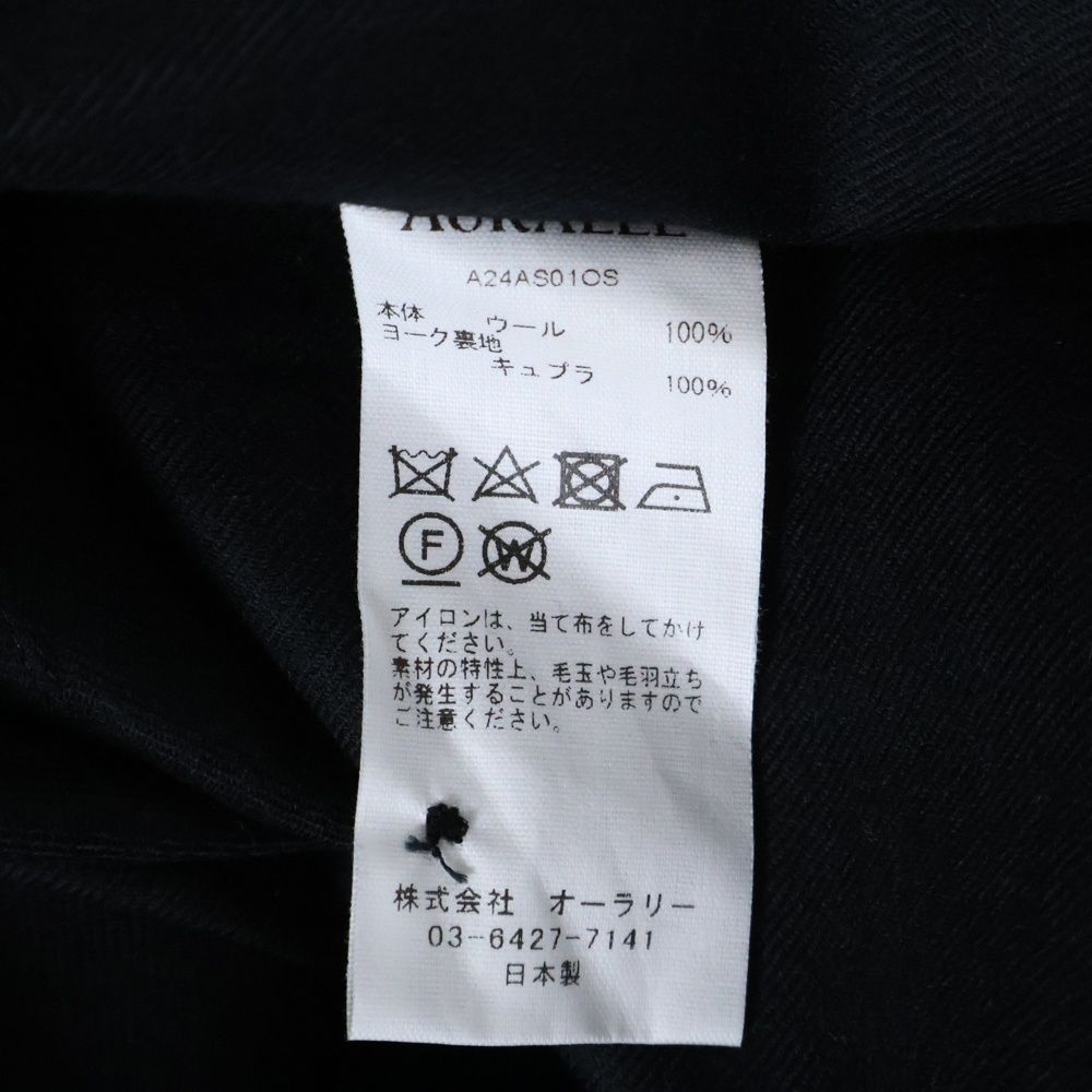 長袖ボタンダウンシャツ