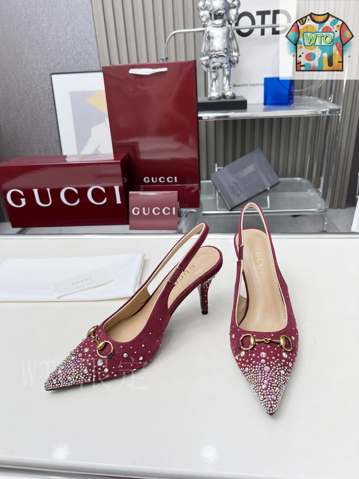 Gucci 水鑽ハイヒールシューズ05-2 - メルカリ