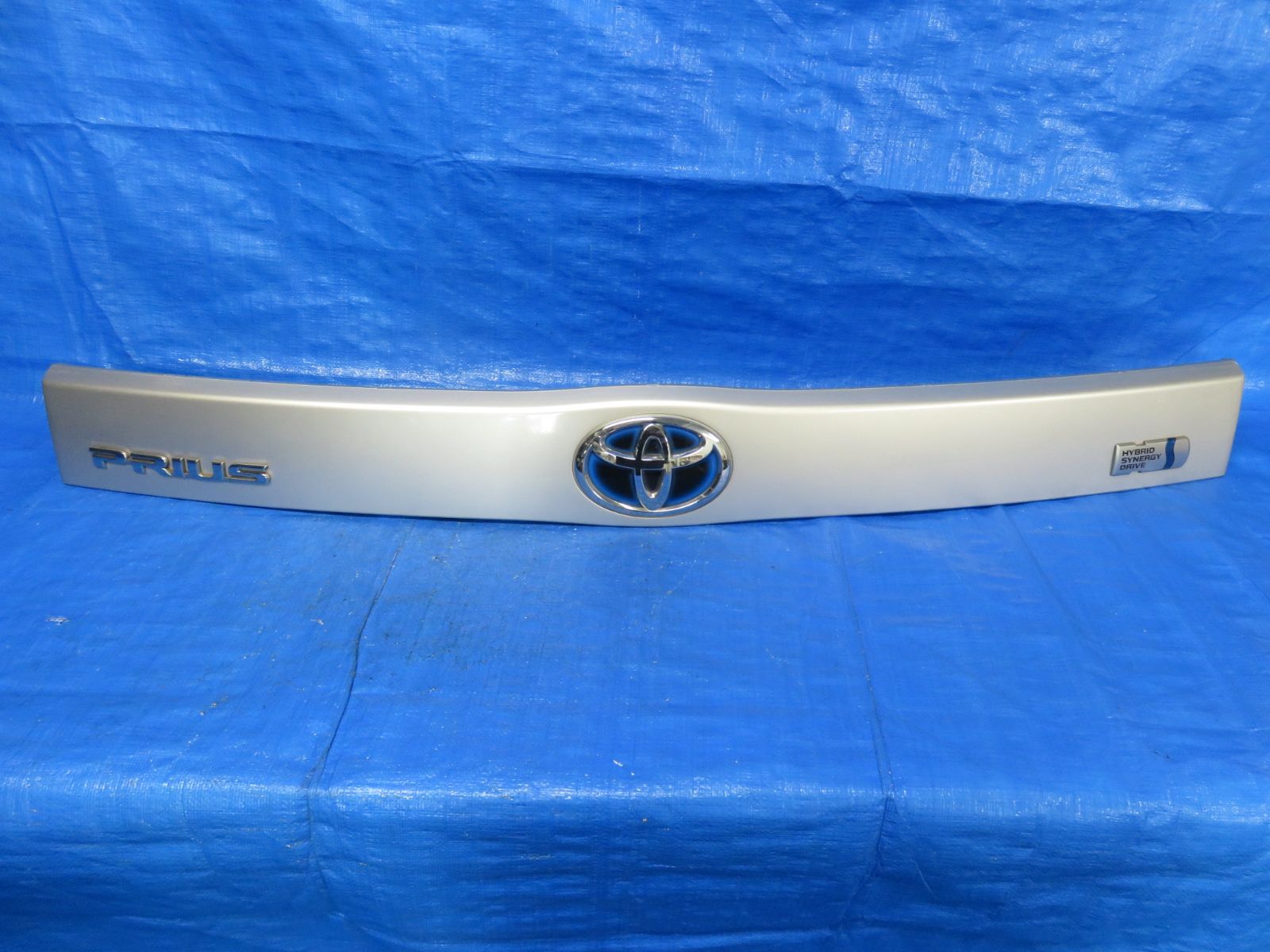 30 プリウス 前期 リア メッキ フィニッシャーカバー ハッチ ドア モール 2ピース ABS製 両面テープ付