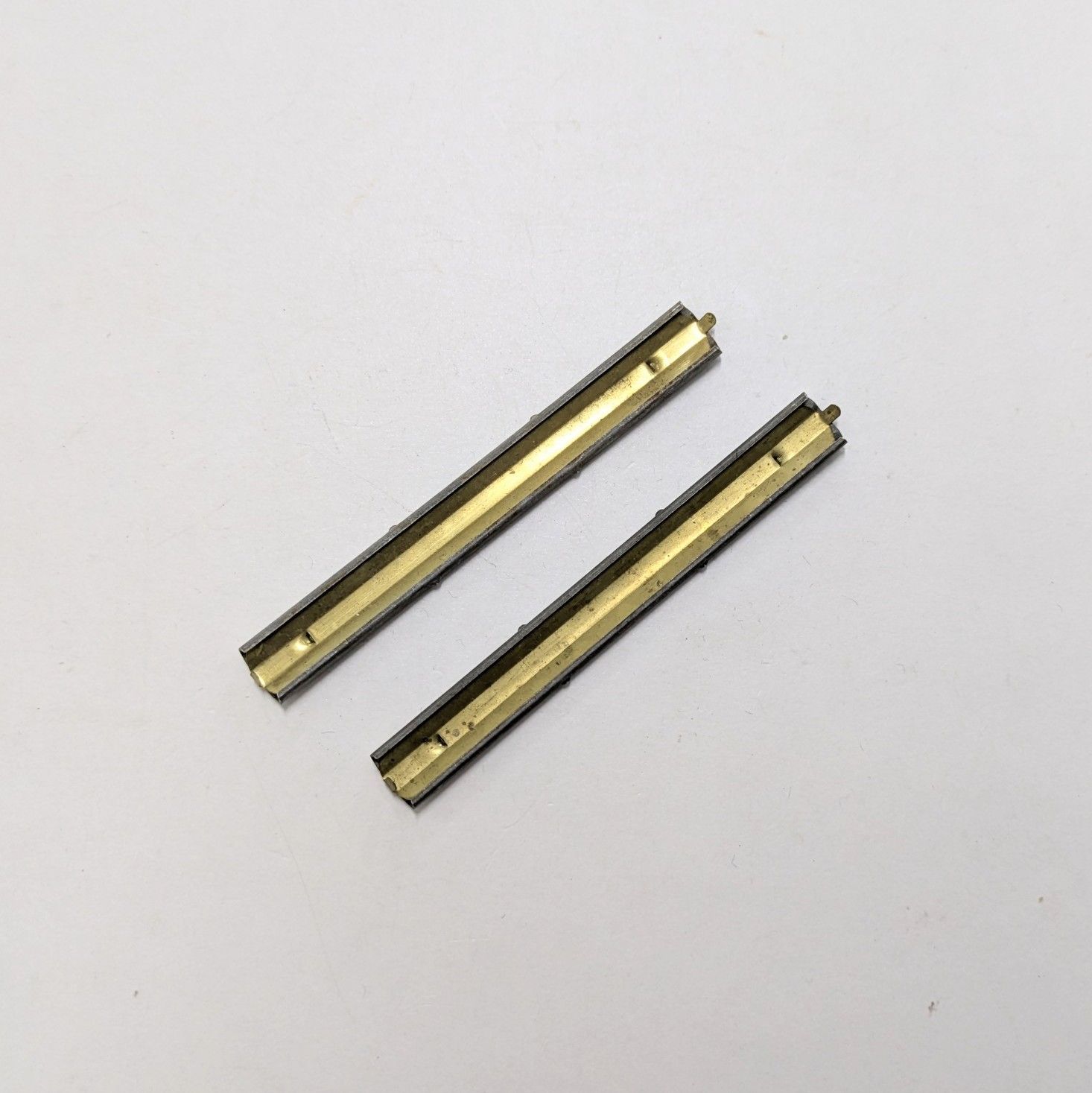 実物 米軍放出品 5.56mm マガジンクリップ 2個 M16 M4 海兵隊