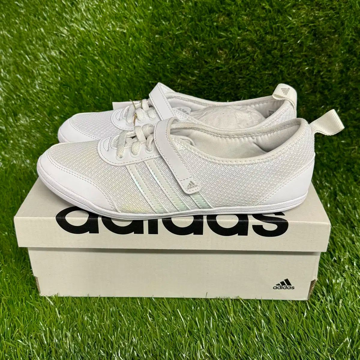 （ 235 ） W adidas(アディダス) ディオナ 2 0 白 グレー 二