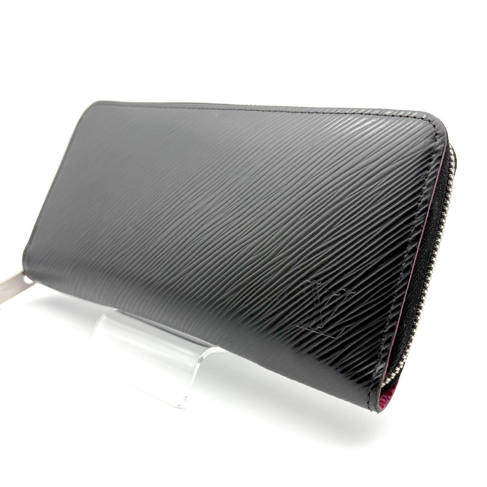 ルイヴィトン エピ ジッピーウォレット ラウンドファスナー 長財布