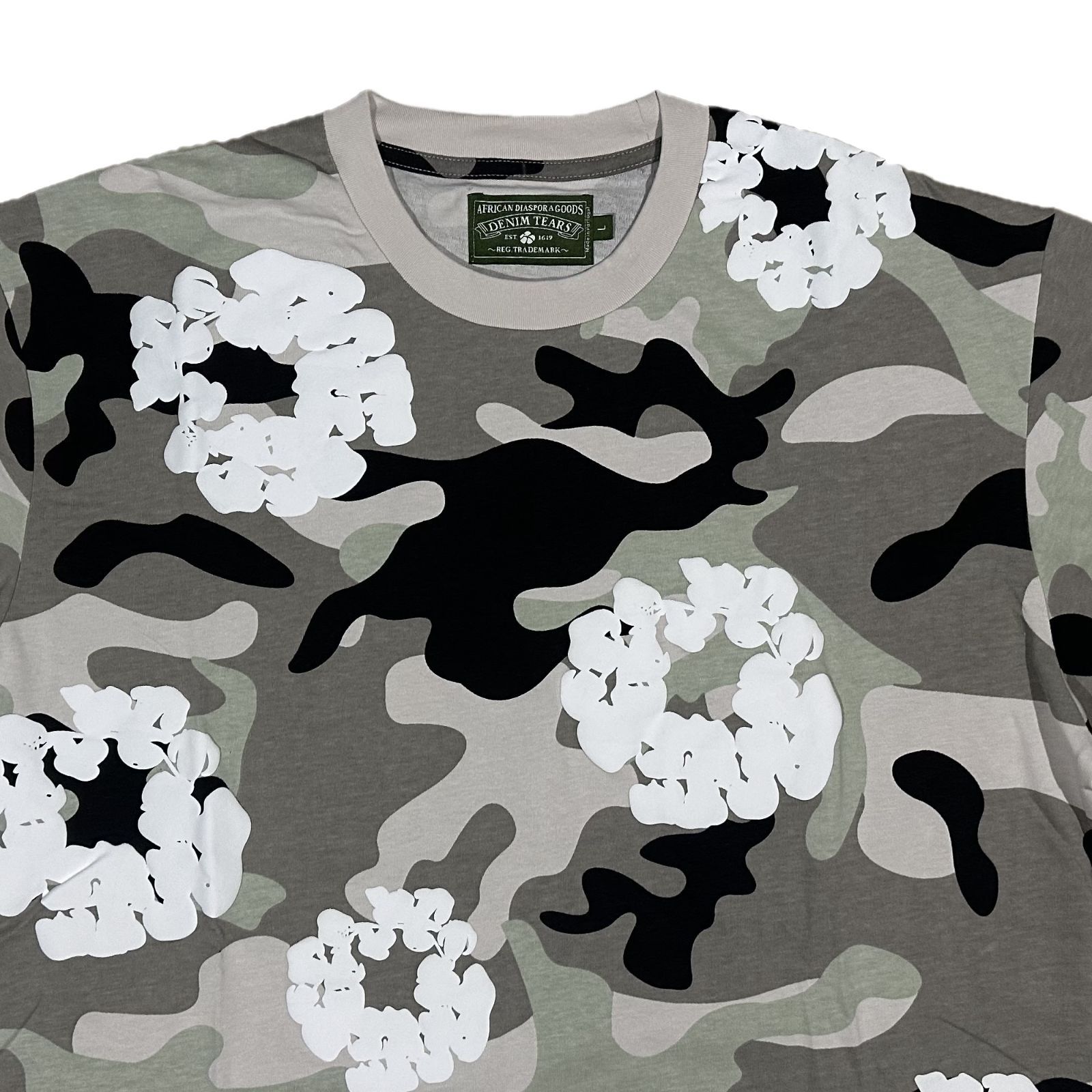 デニムティアーズ フラワープリント カモデザイン 半袖 Tシャツ グレー 