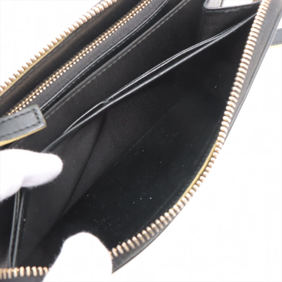 美品 ブルガリ コレツィオーネ ウィークエンド レザー 長財布二つ折り  