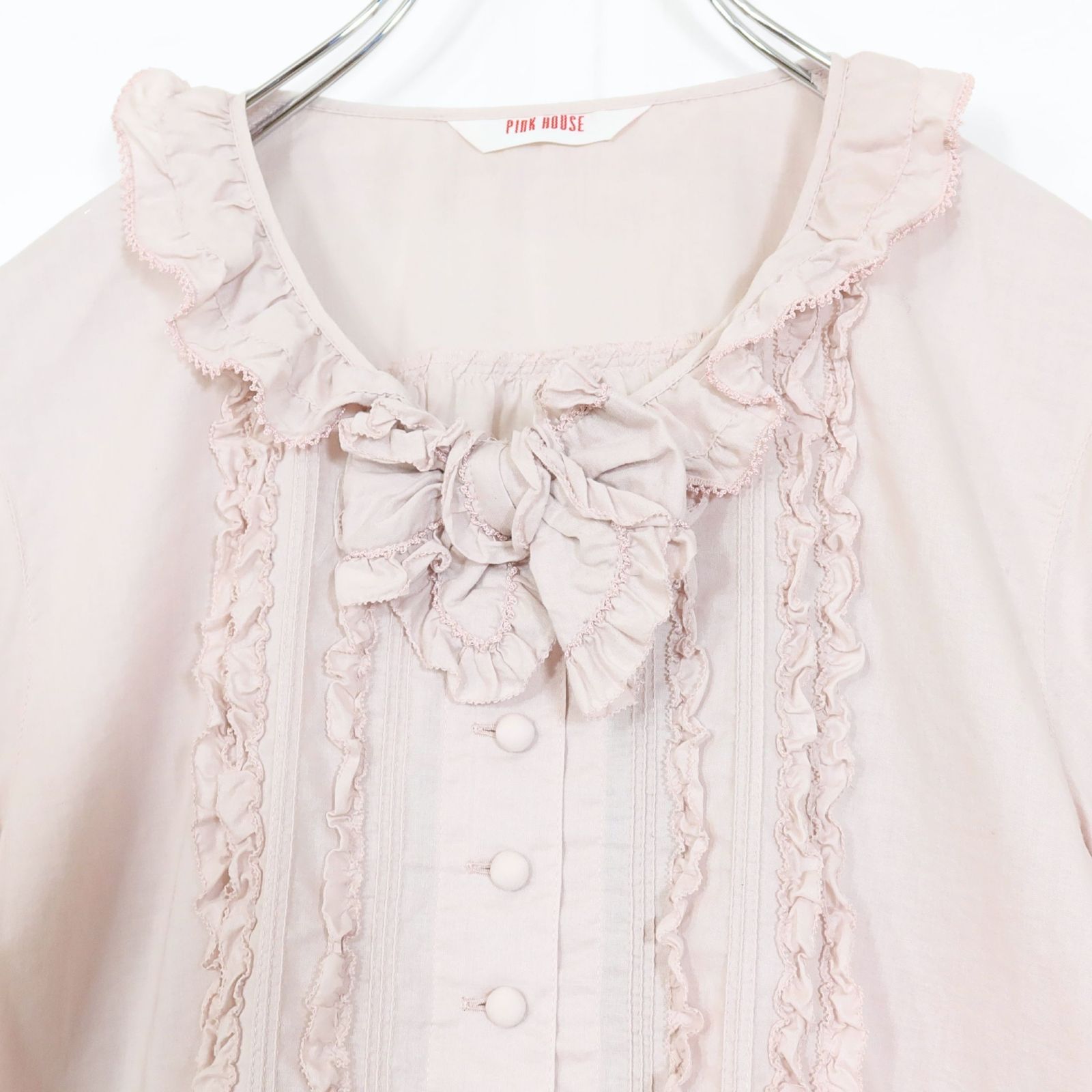 ★ ピンクハウス　オーバーブラウス　くすみピンク系 ★ 美品】ピンクハウス☆たっぷりりフリルとリボン飾りが可愛い