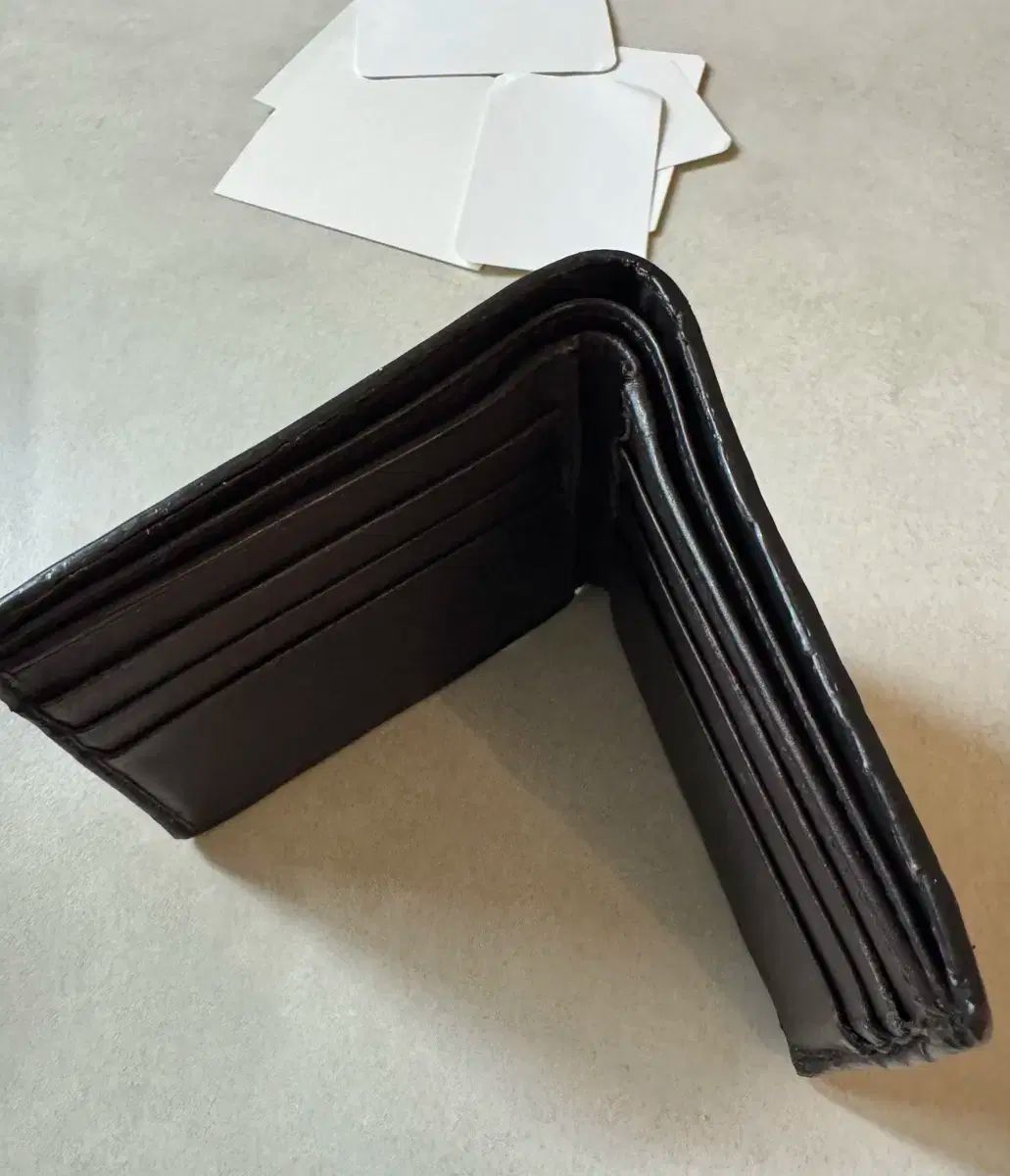 メンズ 二つ折り財布