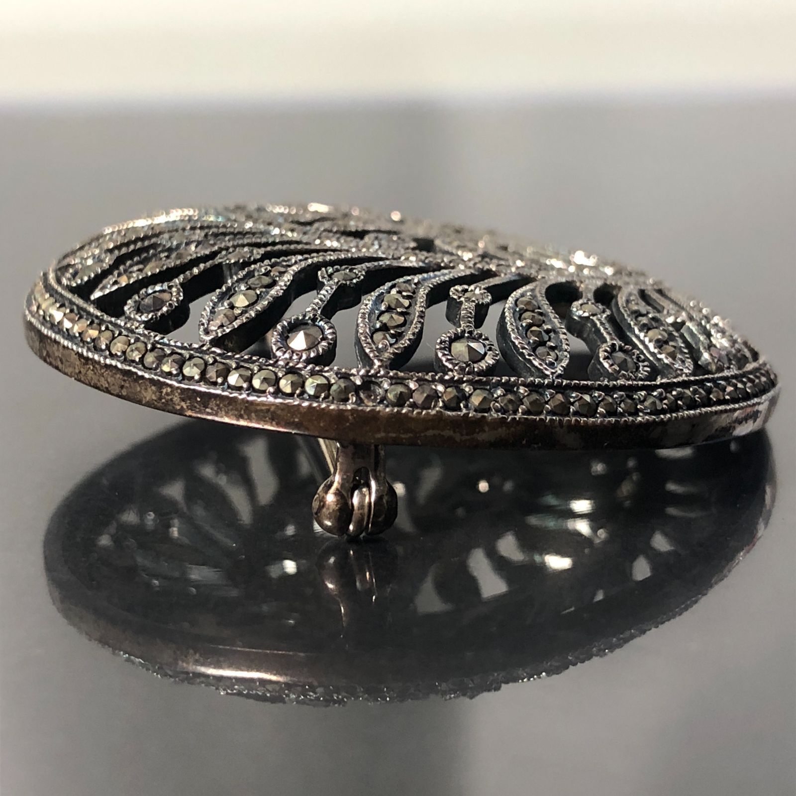 レア！✧刻印有✧ VENDOME ヴァンドーム ビンテージ ブローチ ガラス レア！✧刻印有✧ VENDOME ヴァンドーム ビンテージ ブローチ ガラス