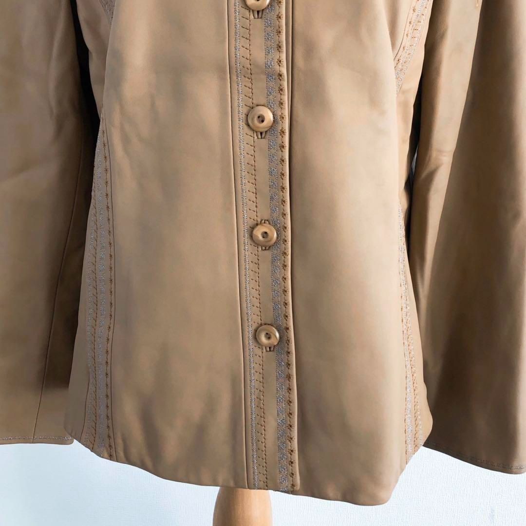 【未使用級✨】レリアン 羊革 レザーコート ステンカラー ベージュ 13+ 未使用級✨】レリアン 羊革 レザーコート ステンカラー ベージュ 13+
