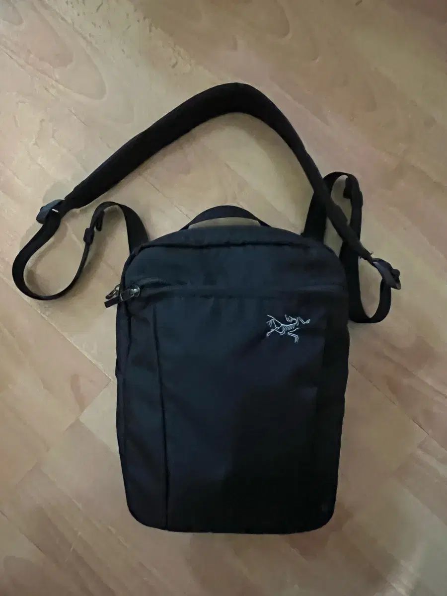 ARC TERYX アークテリクス クロスバッグ トートバッグ
