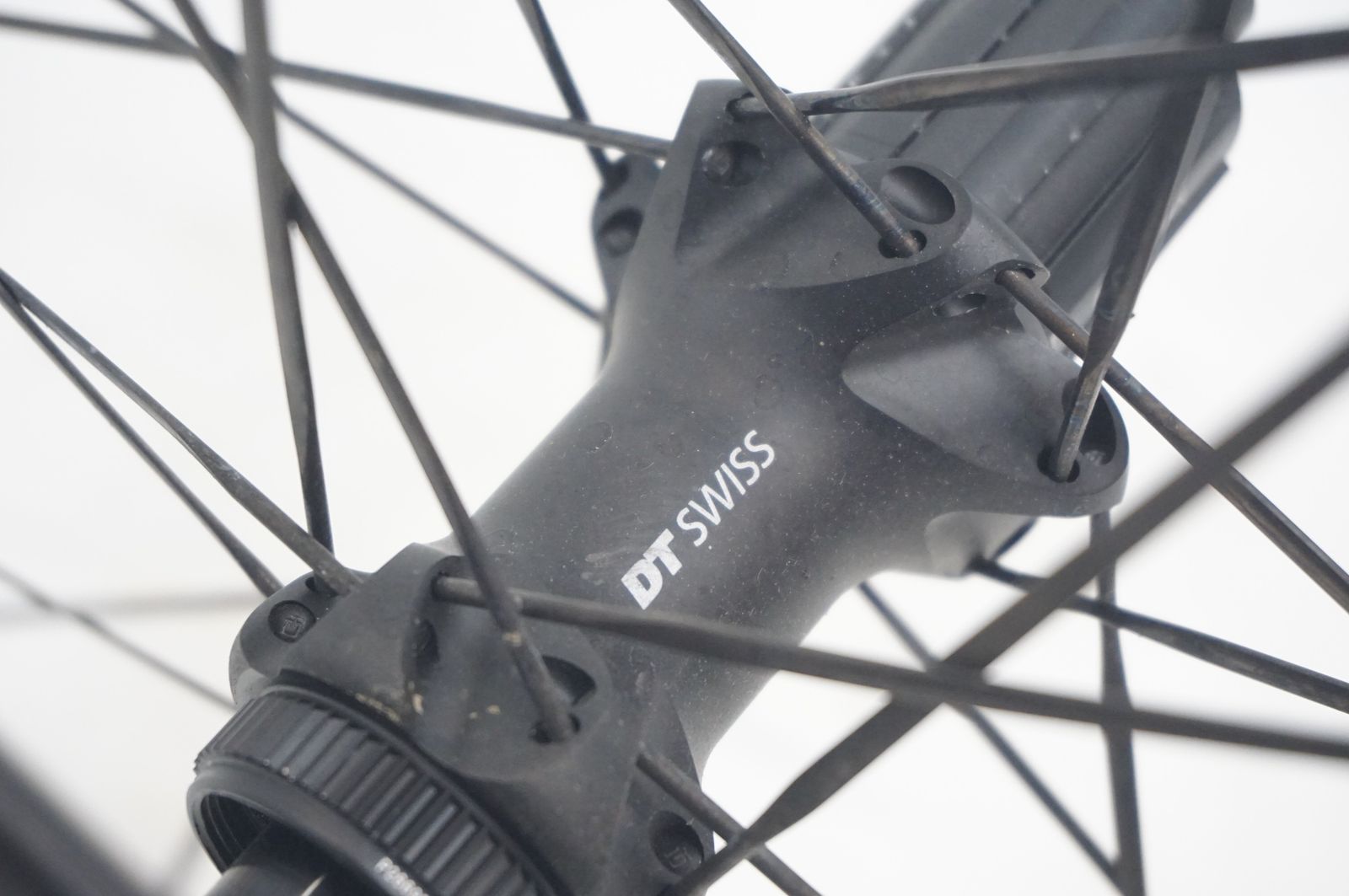 DT SWISS 「ディーティースイス」 E1800 SPLINE シマノ11速 ホイール 