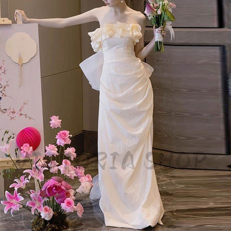 ♥ ウェディングドレス 花嫁 二次会 ウエディングドレス 結婚式 ロングドレス ライトドレス クリーム オフショルダー フリル タイト 細身 挙式 前撮り 披露宴 ブライダル