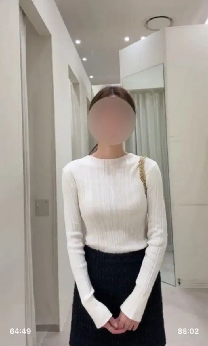 SIE シエ オブ スリット モックネック ニット