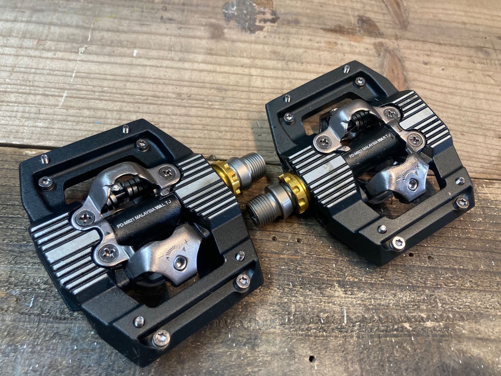 IP624 シマノ SHIMANO セイント SAINT PD-M821 ビンディングペダル SPD