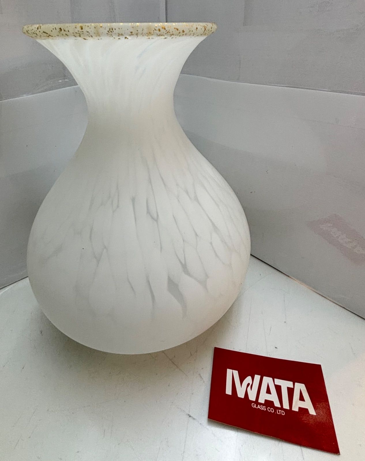 ◇IWATA 岩田ガラス 吹きガラス花瓶 - メルカリ