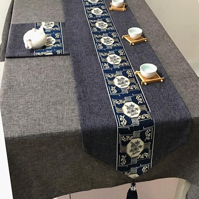 タッセル付き テーブルカバー