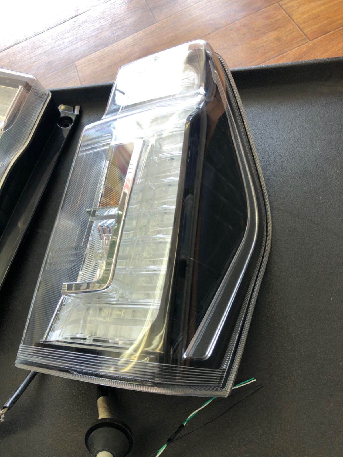 ダイハツ タントカスタム後期 LA600S 純正テールライト 左右