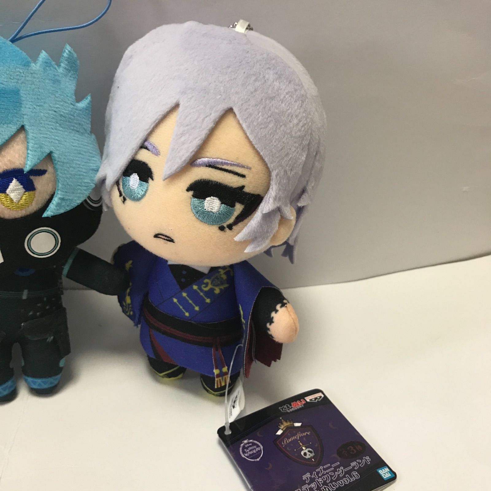 ツイステッドワンダーランド ぬいぐるみ 3種セット - メルカリ