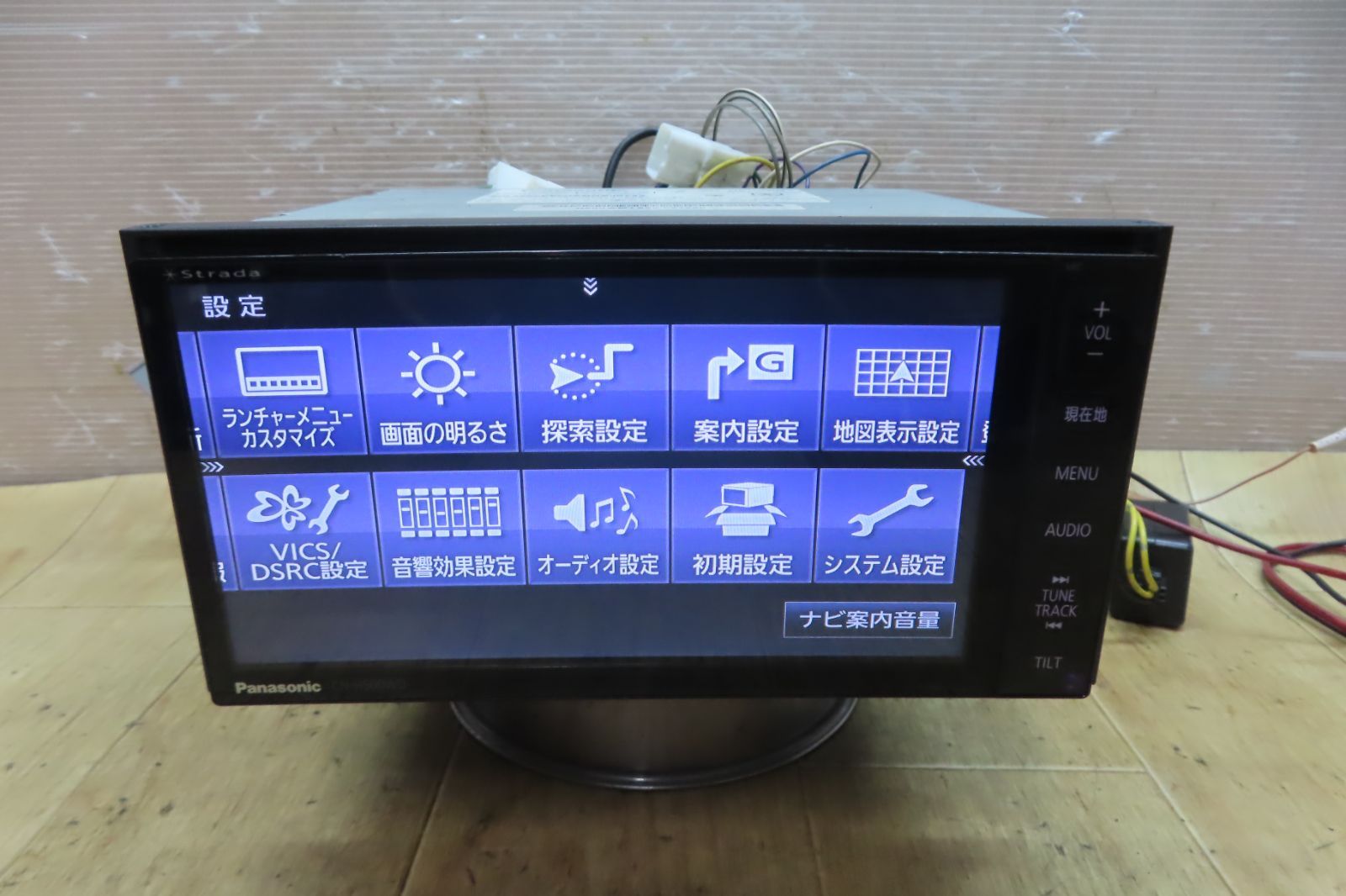 付 F3854 パナソニック CN-H500WD HDDナビ 地図2011年 地デジTVフルセグ内蔵 Bluetooth内蔵 CD DVD再生OK