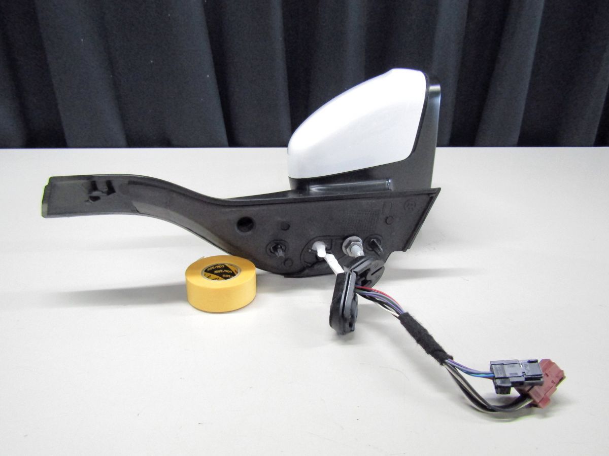 右 ドアミラー