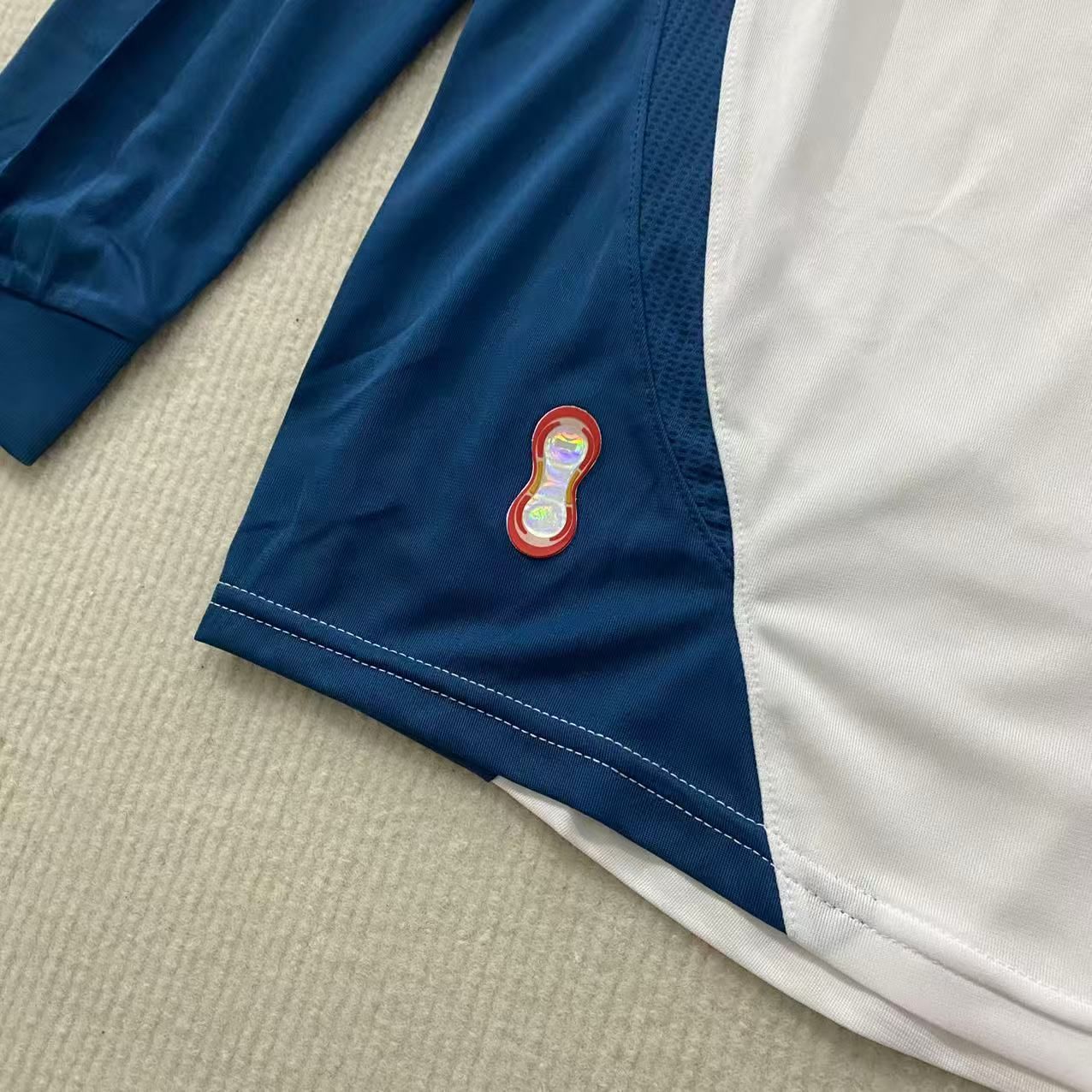 06/07 リバプールcl遠征ユニフォーム 8番 GERRARD - メルカリ