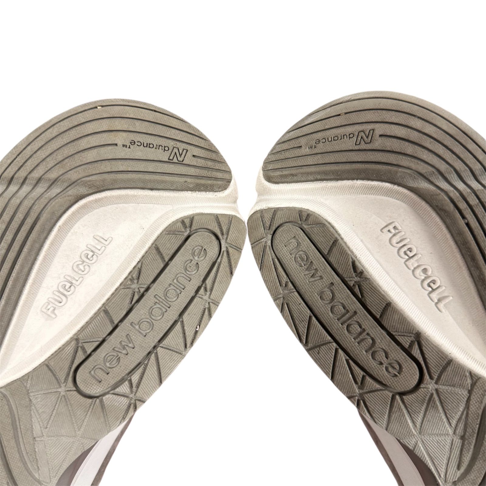 77】WTAPS × New Balance 990V6 