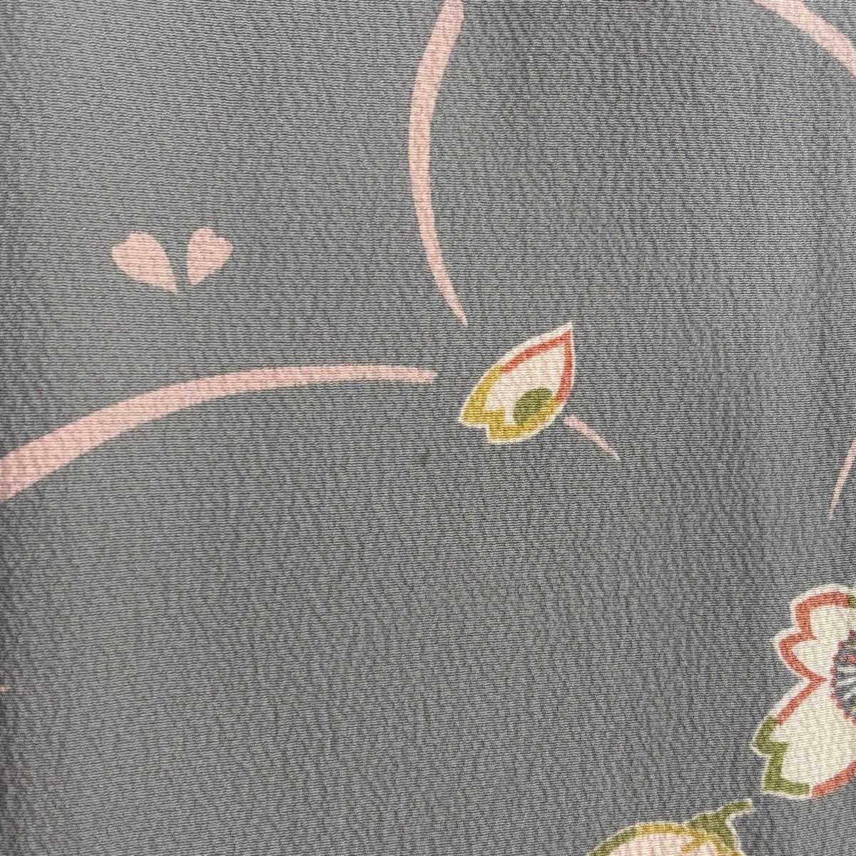 小紋 身丈161.5cm 裄丈64.5cm M 袷 桜 縮緬 灰色 正絹 秀品 【中古  