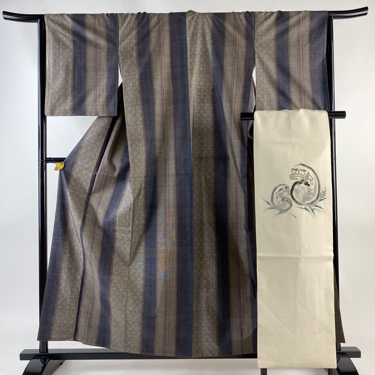 紬 身丈158cm 裄丈65cm M 袷 名古屋帯セット 縦縞 幾何学模様 茶紫  