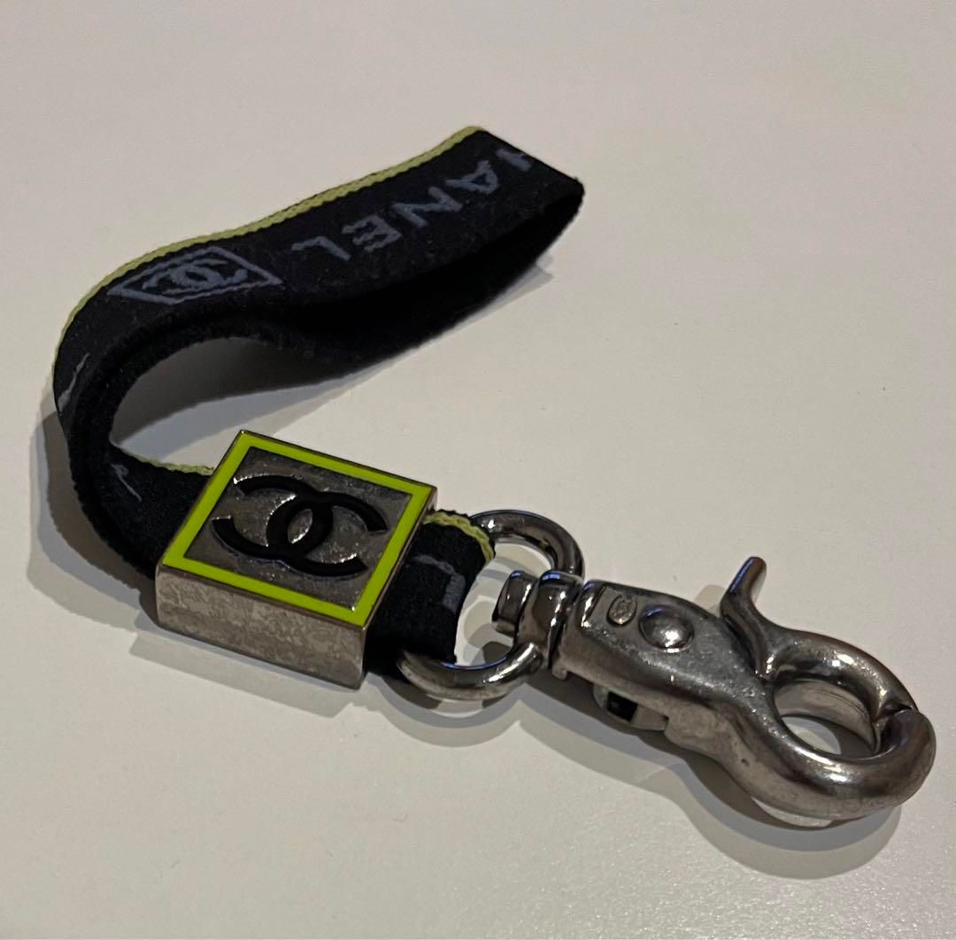 シャネル ココマーク キーホルダー バッグチャーム ロゴ スマホストラップ