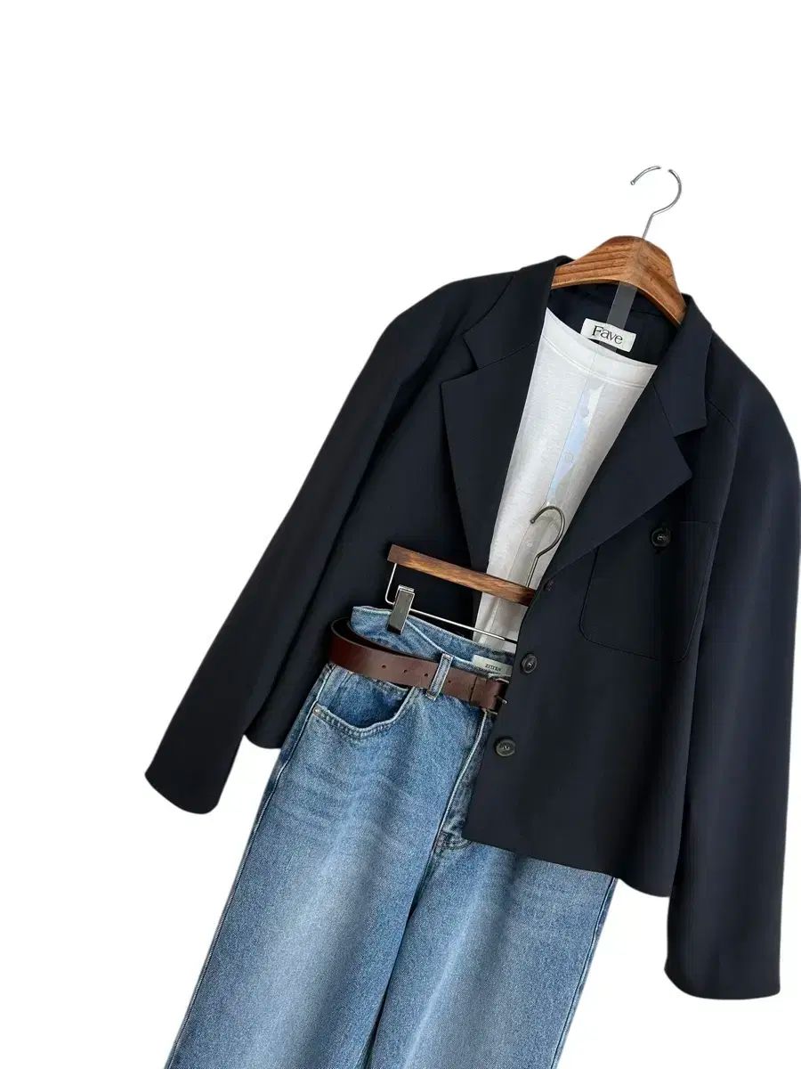 ダークネイビー