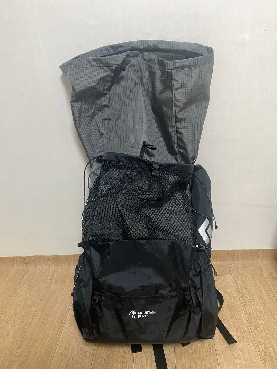 マウンテンローバー タルシア 30 Tarsier グレー 販売