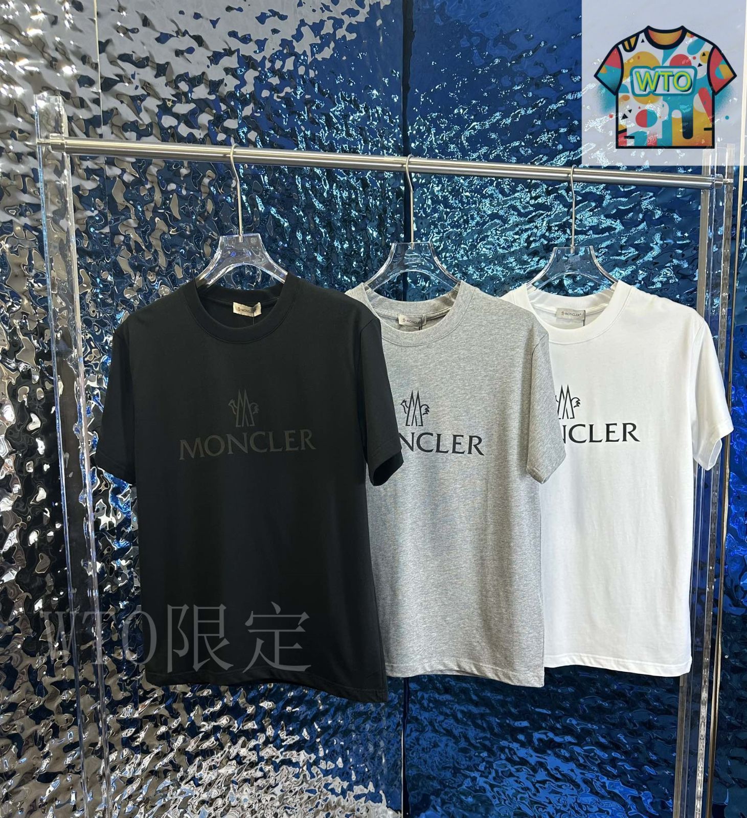 パリ直営店買付！【MONCLER】パッチロゴ厚手Tシャツ☆３色 MONCLER 2024/25秋冬新作 ロゴパッチ付 クルーネック半袖Tシャツ