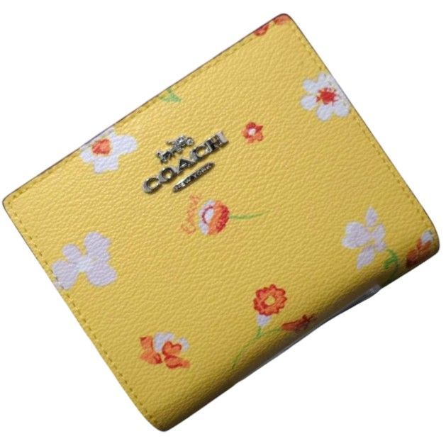 COACH コーチ　折り財布　イエロー　黄色　花柄　ミニウォレット COACH コーチ折り財布イエロー黄色花柄ミニウォレット