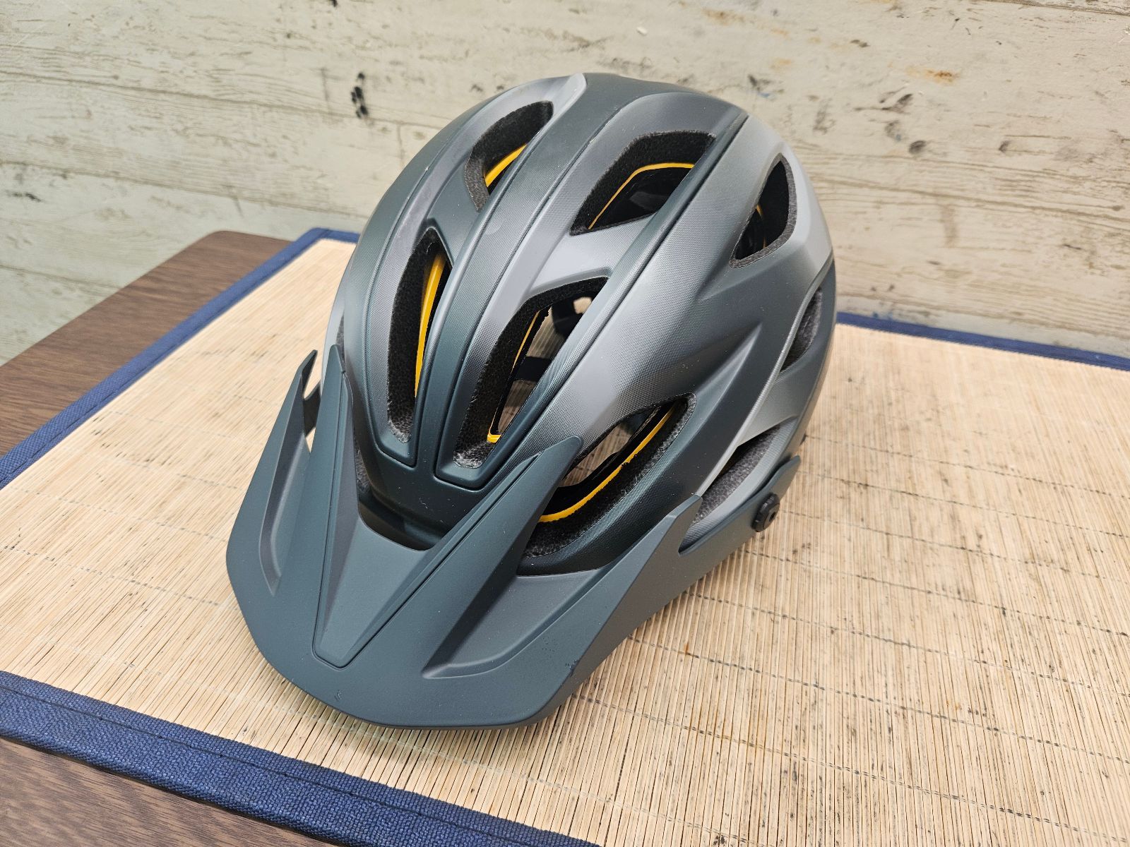 !! GIRO MERIT SPHERICAL MIPS 2025 size M 55-59cm ジロ メリット スフェリカル ロード クロス ミニベロ 同梱発送承中!! T-738