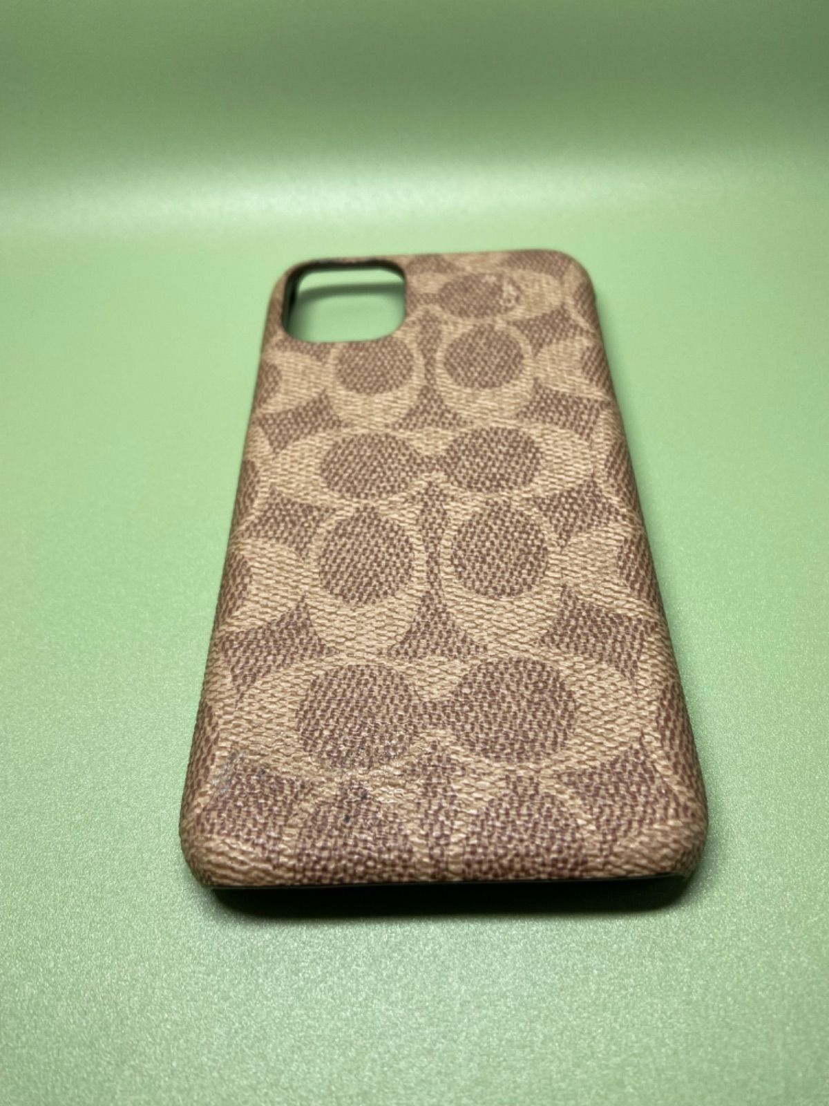 純正】☆新品未使用☆COACH (R) ハートケース for iPhone 11