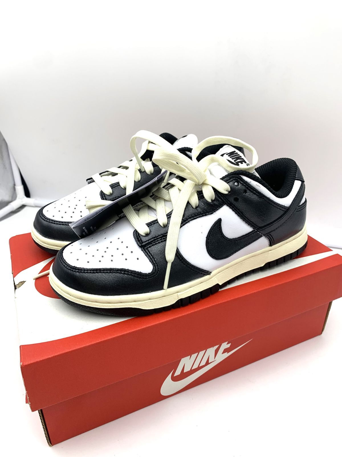 ナイキ ダンク ロー W DUNK LOW PRM ホワイト|ココナッツミルク|ブラック FQ8899-100 サイズ23.5cm