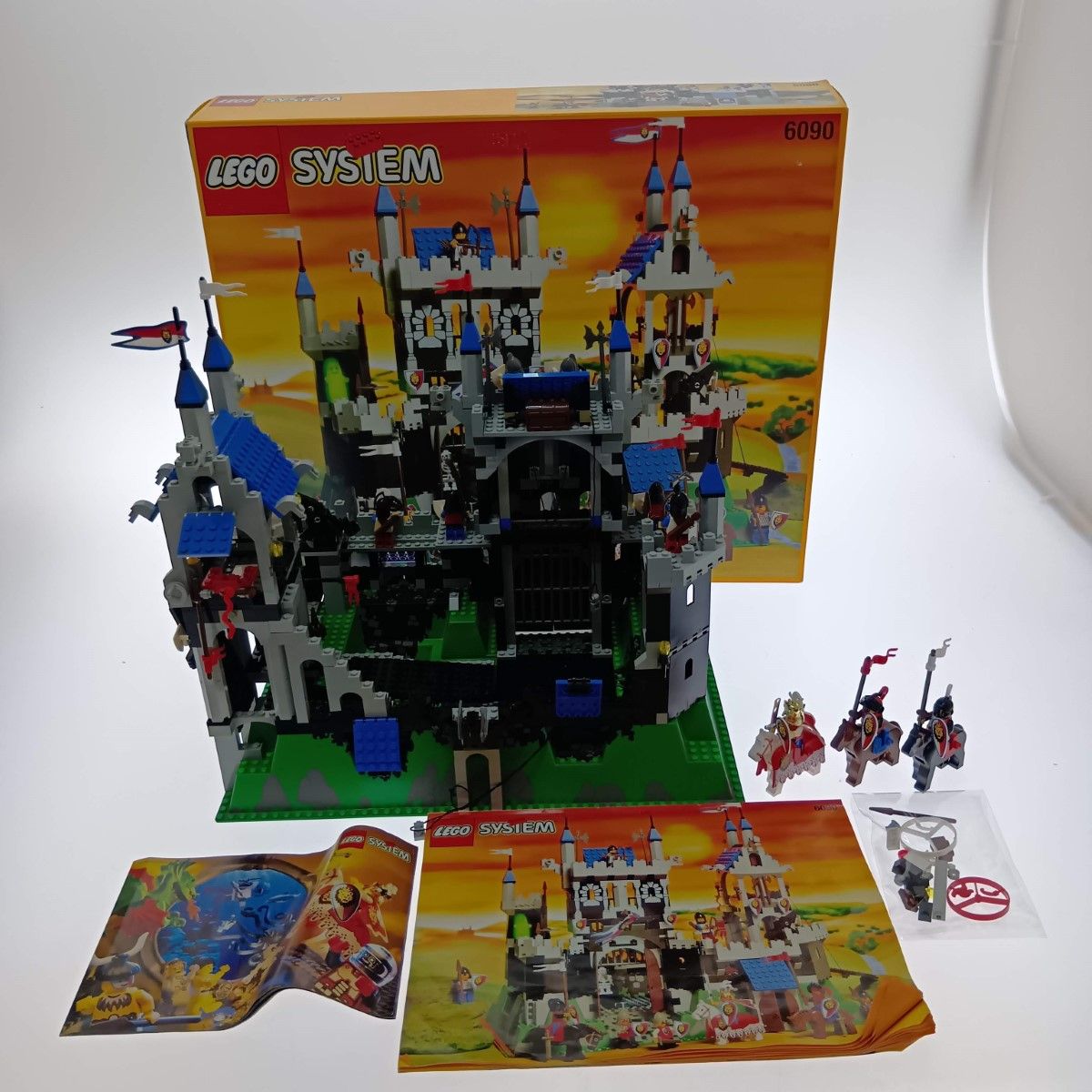 □□LEGO レゴ ロイヤルキング城 6090