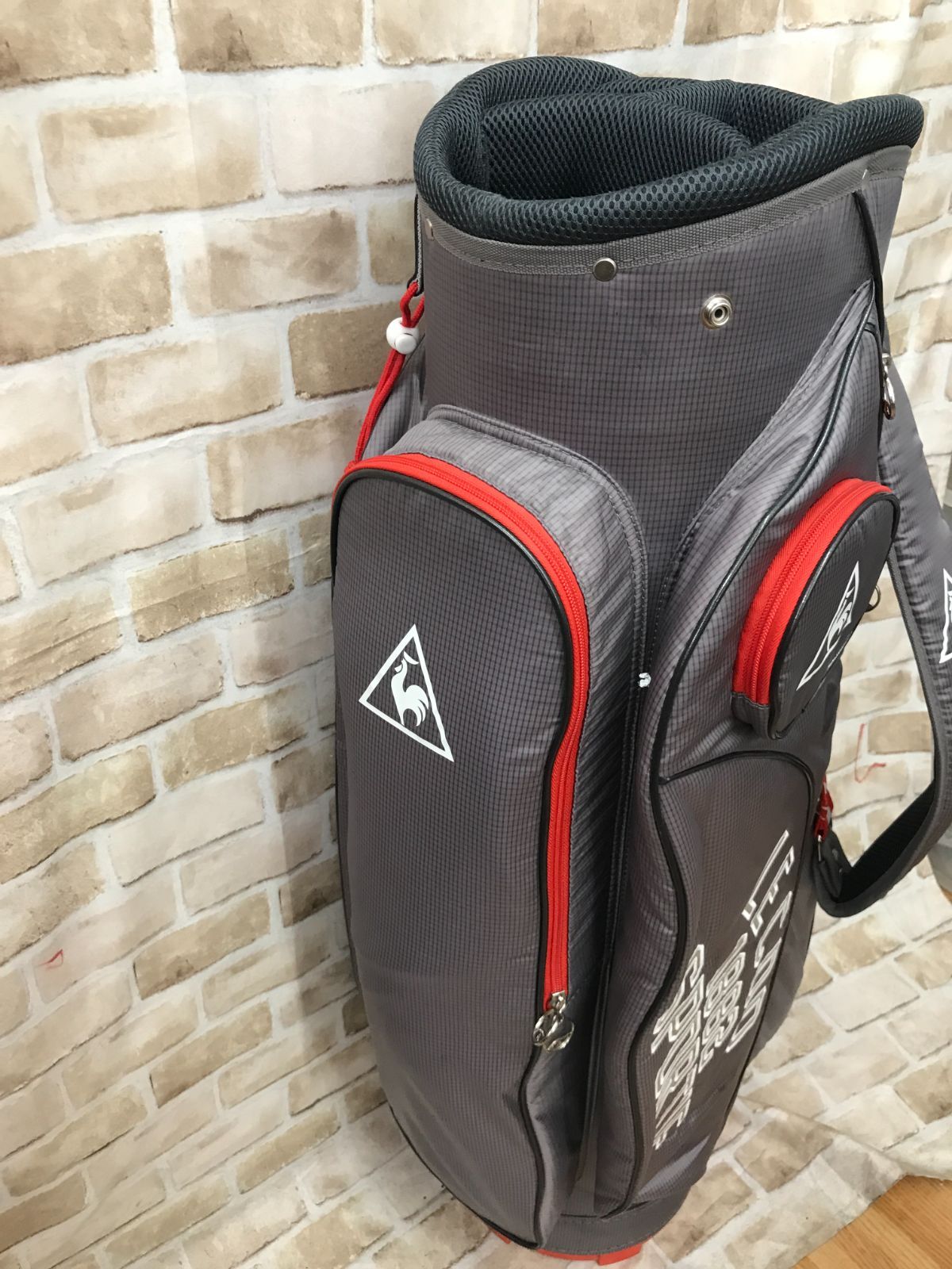 ルコックスポルティフ ゴルフ キャディバッグ９型【ブラック】中古！ ルコックスポルティフ ゴルフ キャディバッグ9型【ブラック】中古