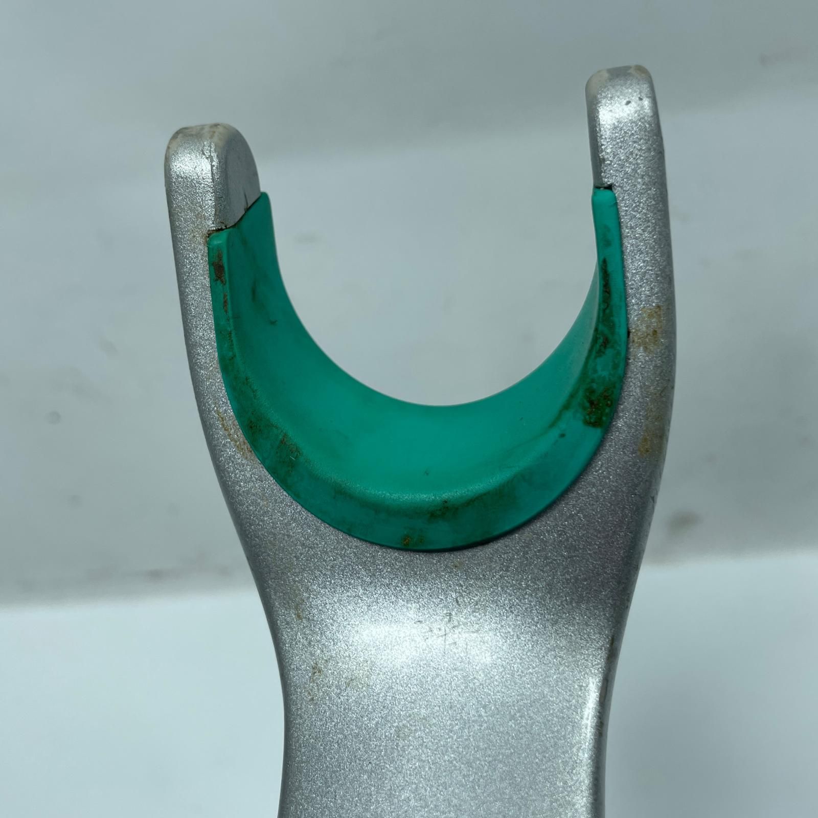 【14年秋冬セール】 DAIWA ダイワ 竿立て パワーホルダー速攻160R キズ サビ有