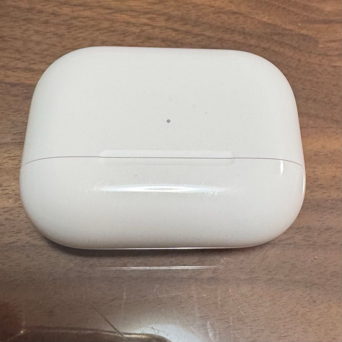 極美品! AirPods pro 第2世代 充電ケース USB Type-C MTJV3J/A 極美品! AirPods pro 第2世代 充電ケース USB Type-C MTJV3J/A