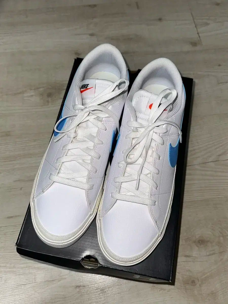 NIKE ナイキ コート レガシー テニスシューズ