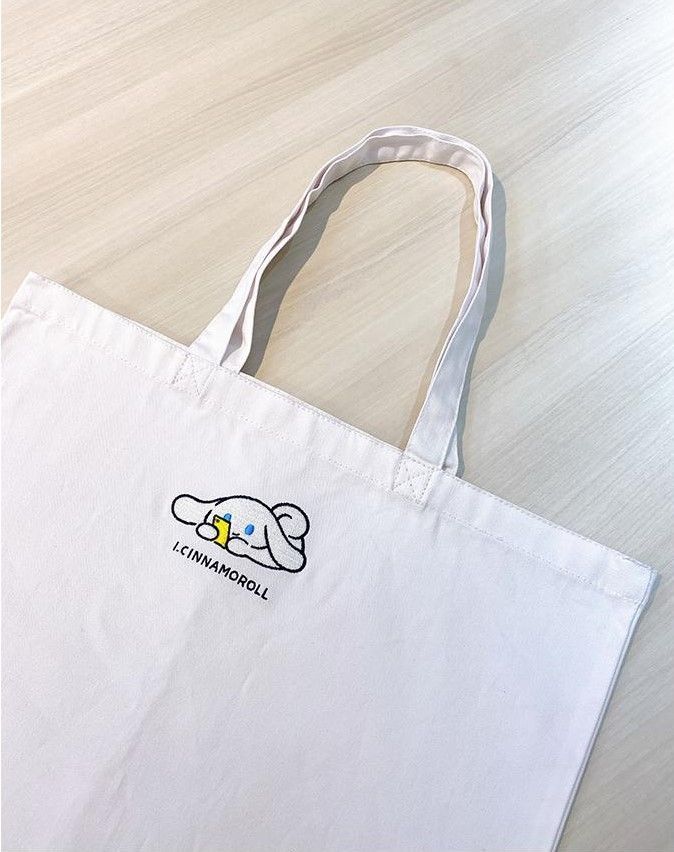 アイシナモロール　トートバッグ　パスケース　ハンカチ　めじるしチャーム アイシナモロール トートバッグ パスケース ハンカチ めじるし