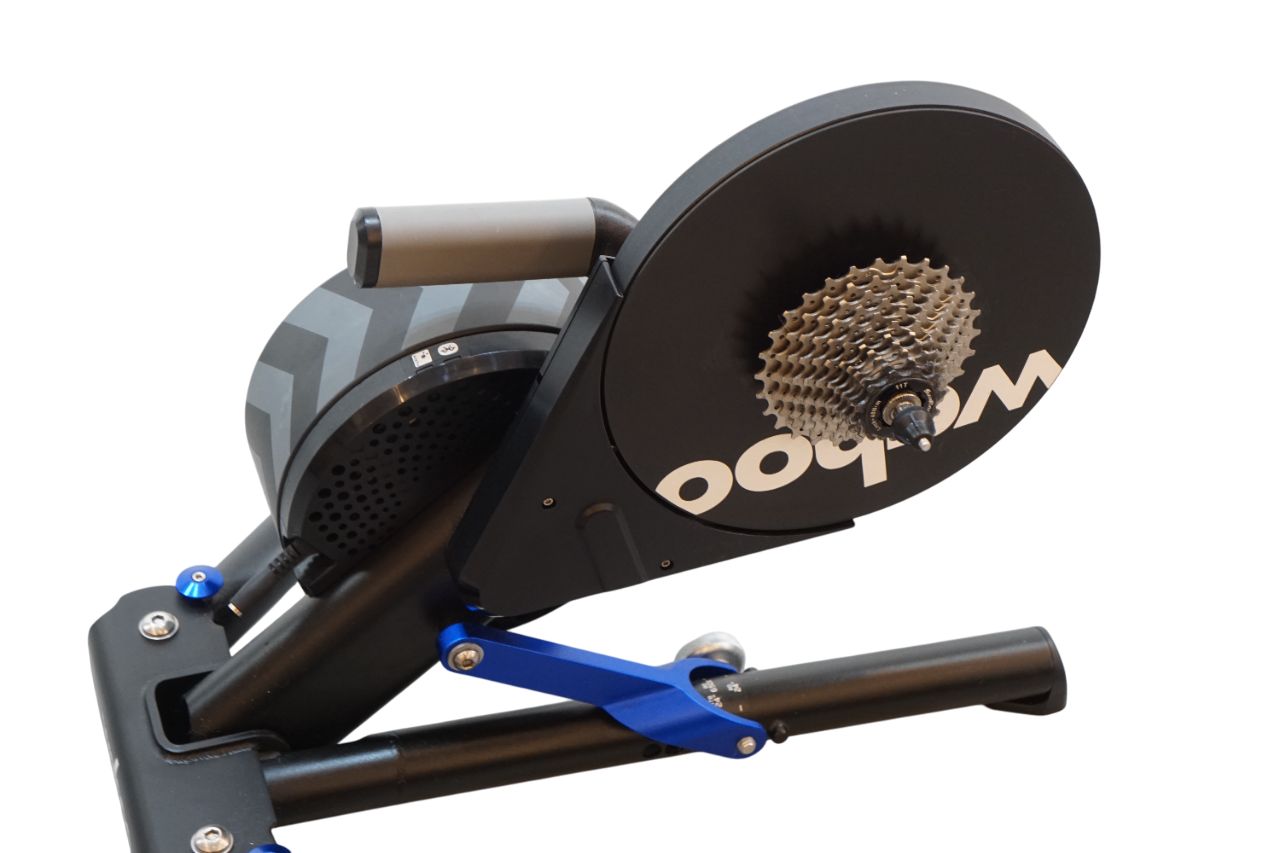 WAHOO ワフー KICKR CORE サイクルトレーナー バイチャリ浦和ベース