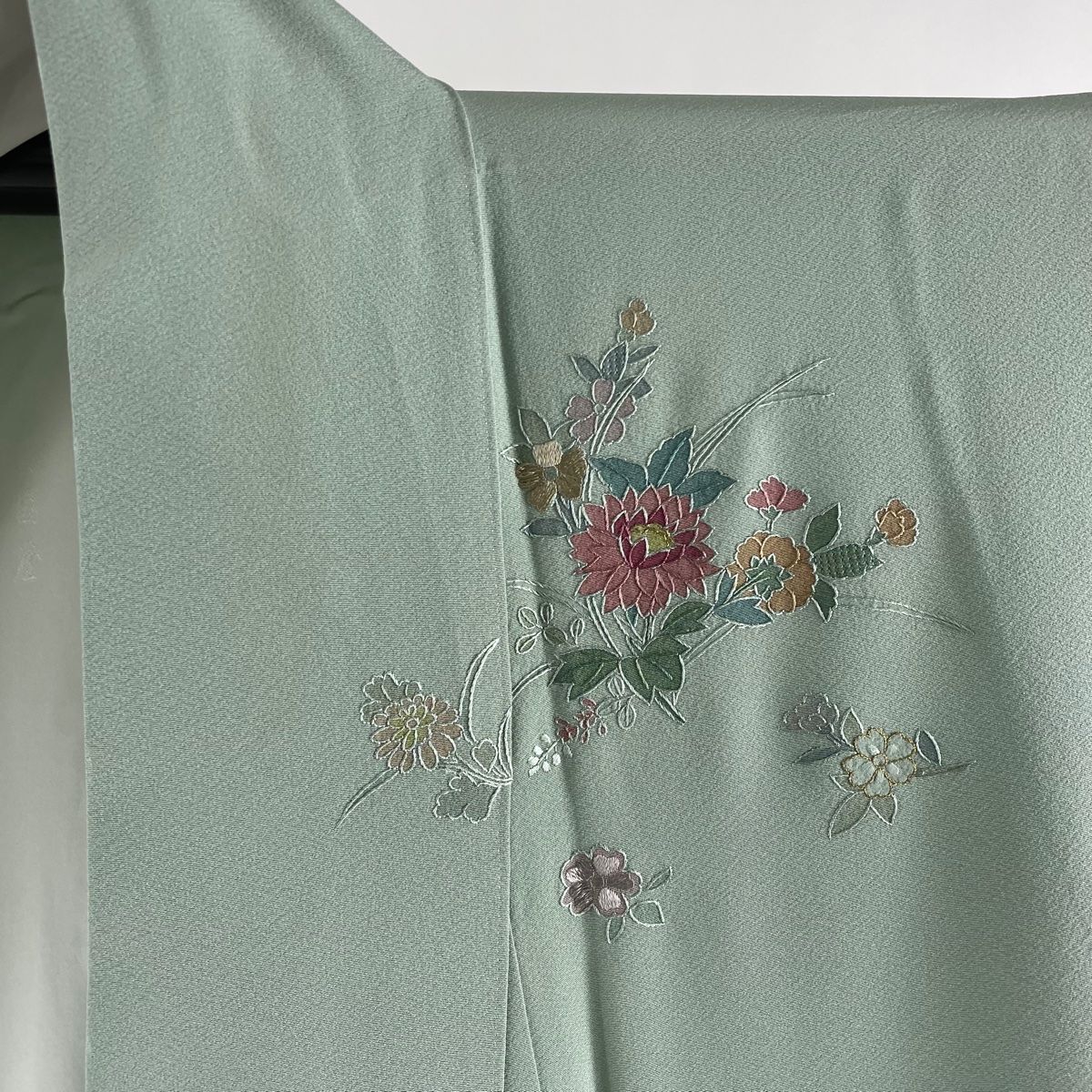 宅配便配送 訪問着 名品 草花 金糸 蘇州刺繍 薄緑 袷 身丈161cm 裄丈